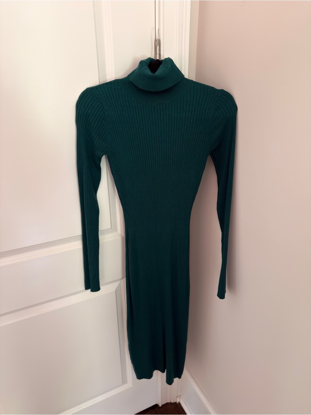 Fabrik Sweater Dress in Dark Emerald